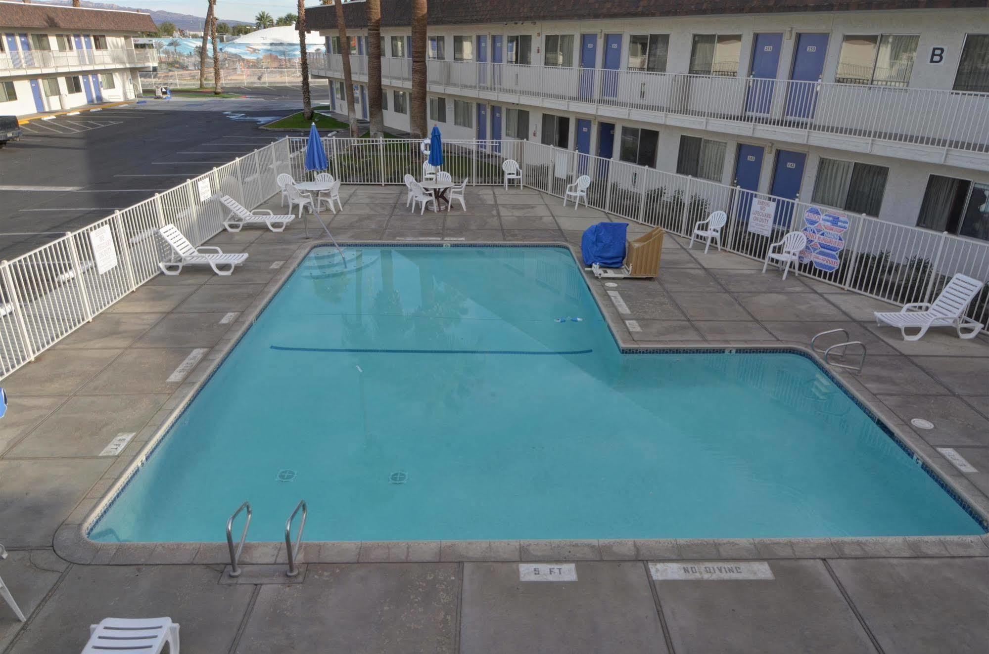 Motel 6-Indio, Ca - Palm Springs Экстерьер фото